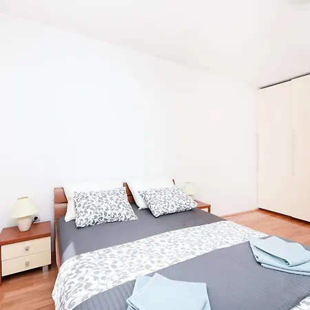 Jelena - Spacious Sea View Apartment - Old Town Zadar Apartment