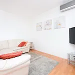 Jelena - Spacious Sea View Apartment - Old Town Zadar זאדאר
